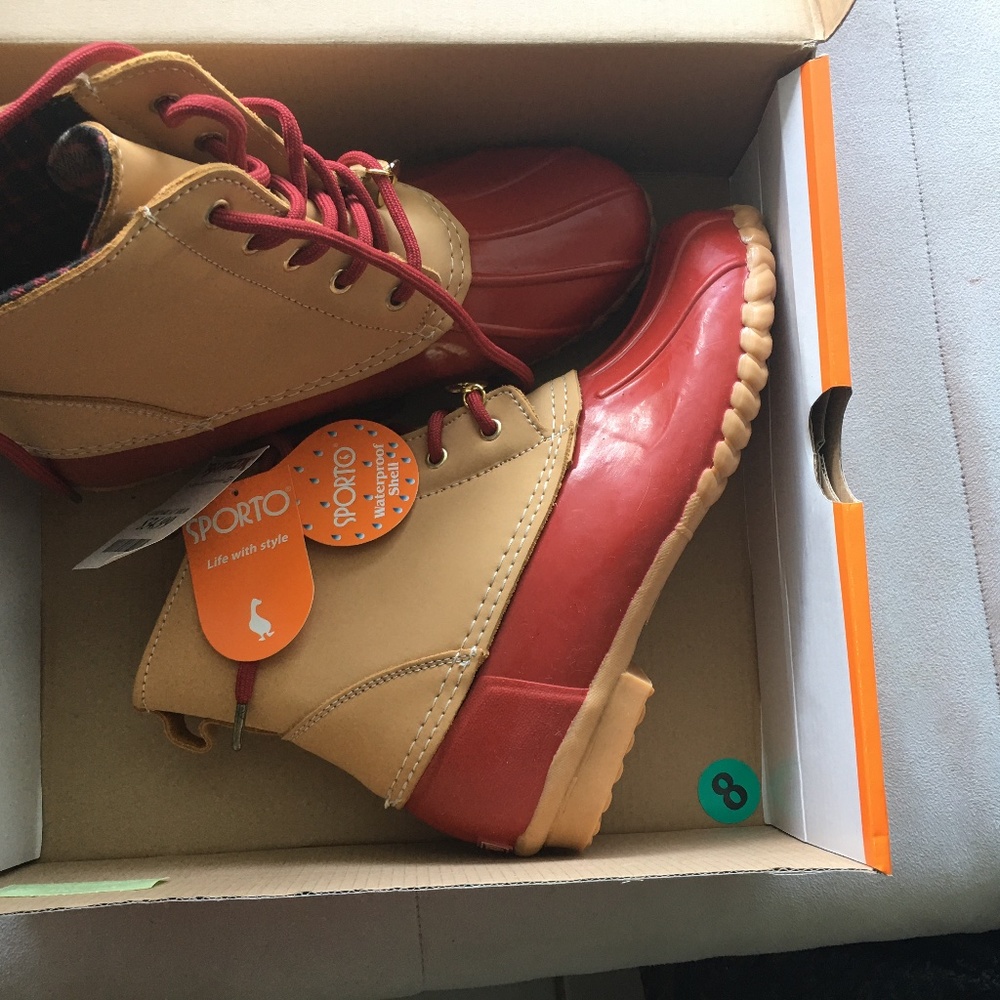 Sporto duck boots
